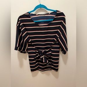 Striped Blouse-ties in front or back